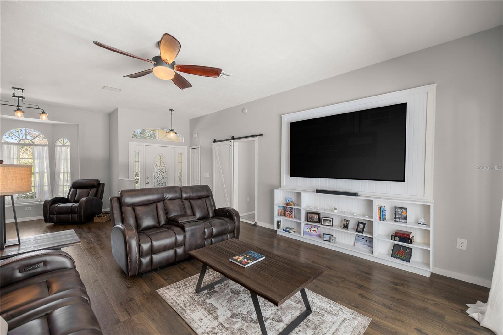 221 N NASHVILLE AVENUE