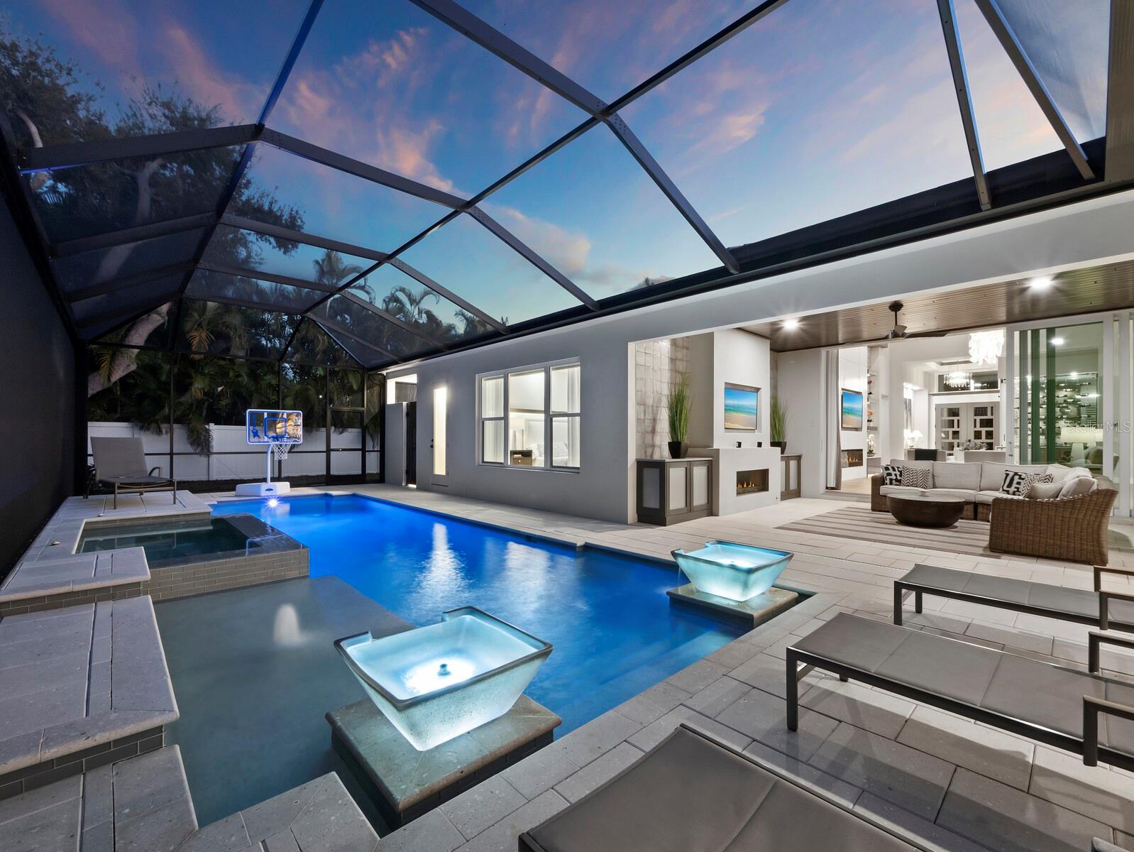 SOUTH POINSETTIA PARK - Residential