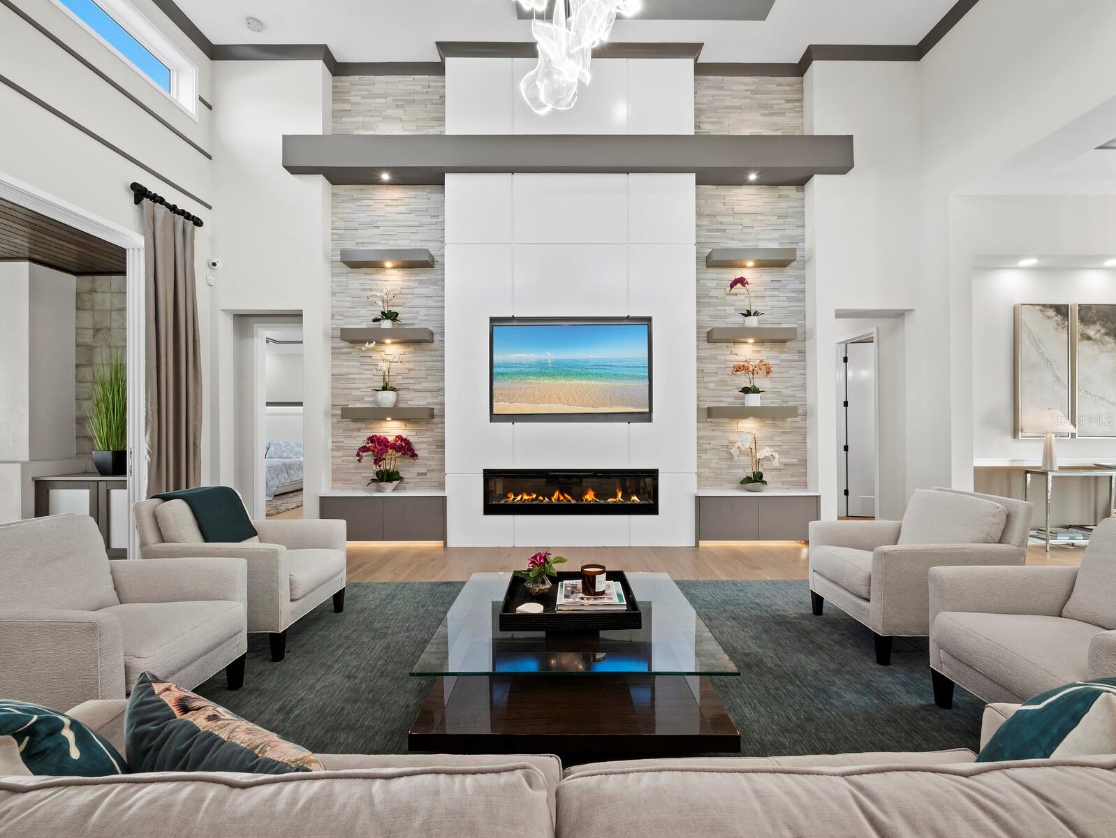 SOUTH POINSETTIA PARK - Residential