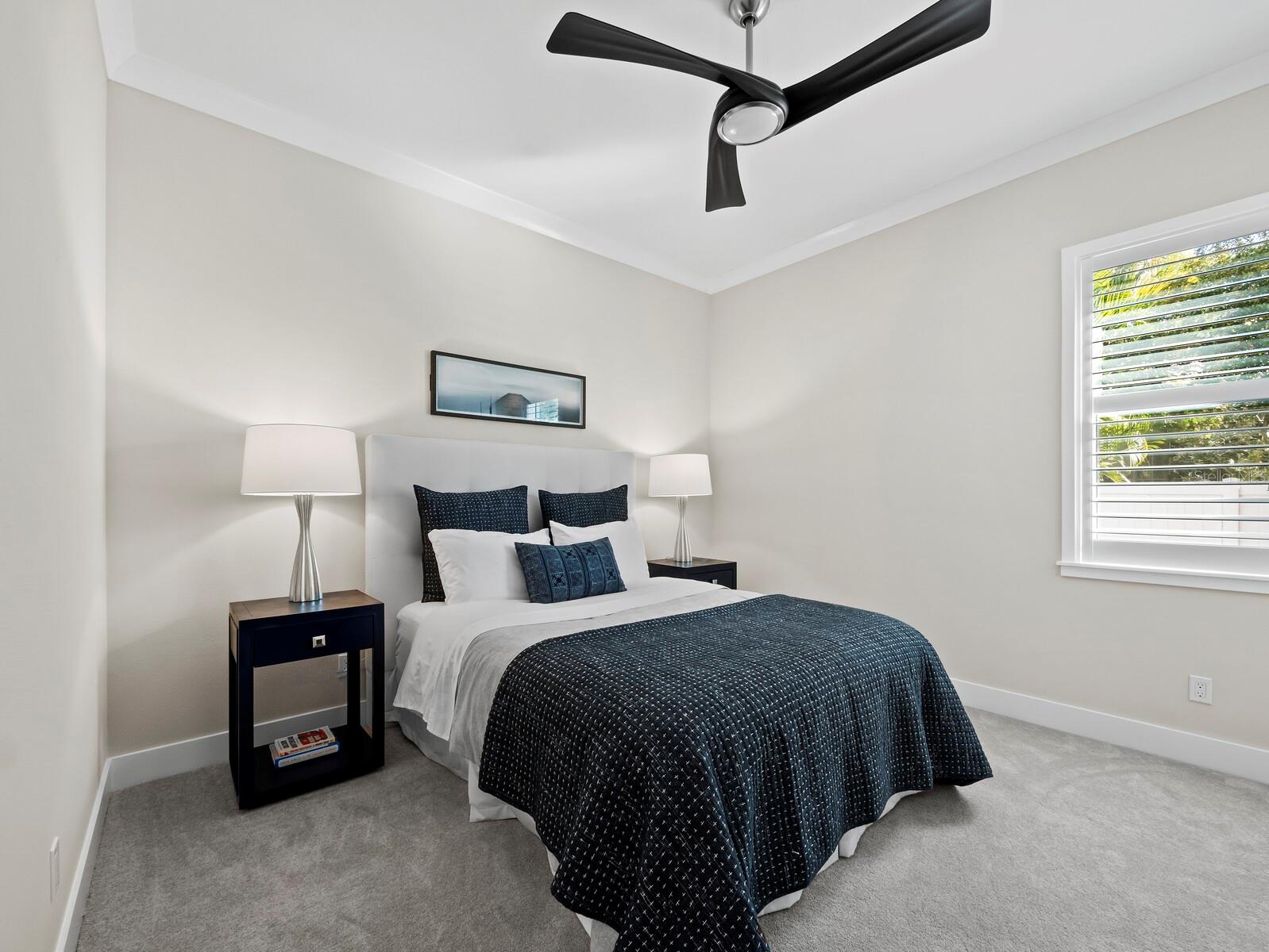 SOUTH POINSETTIA PARK - Residential