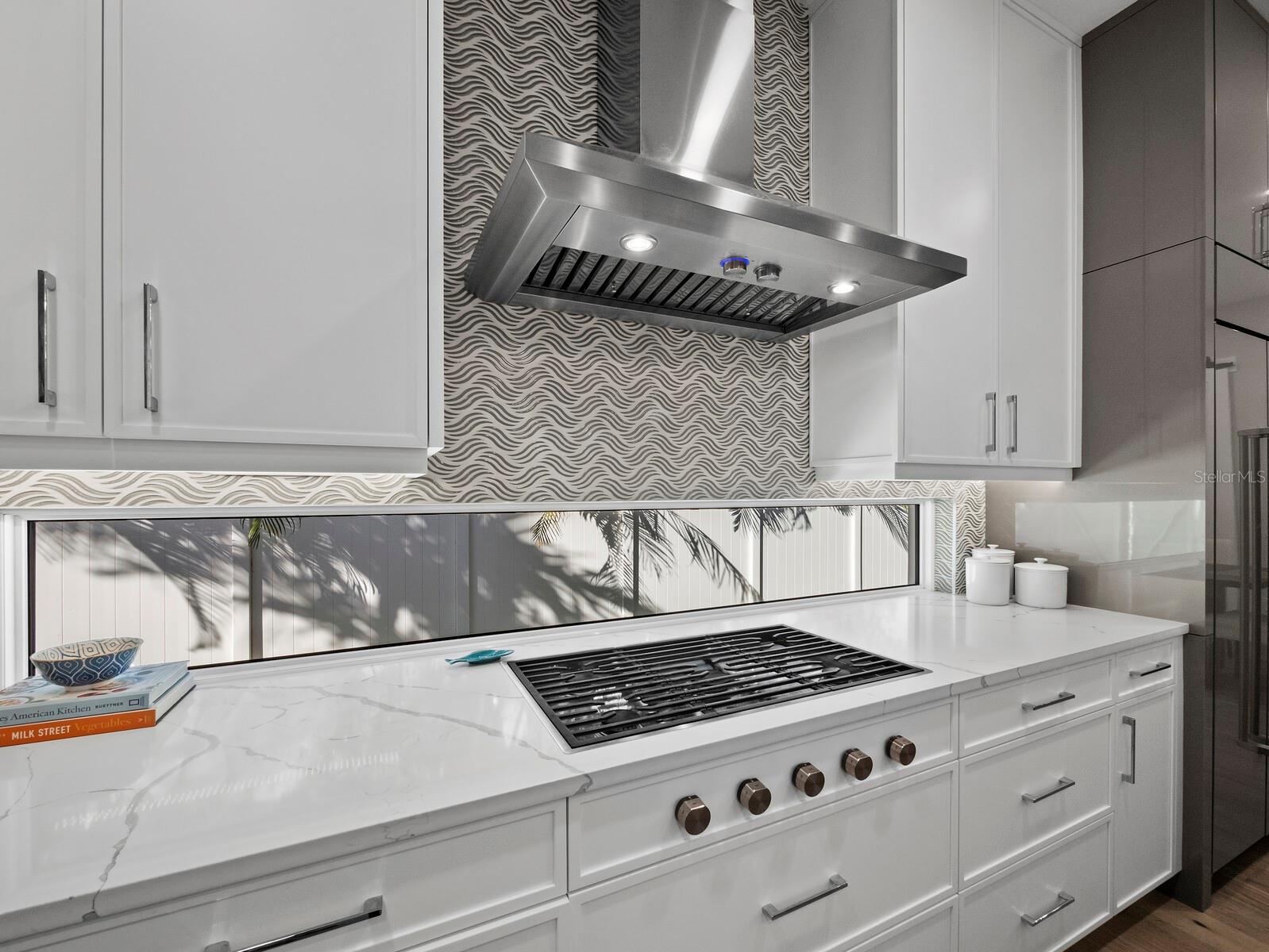 SOUTH POINSETTIA PARK - Residential