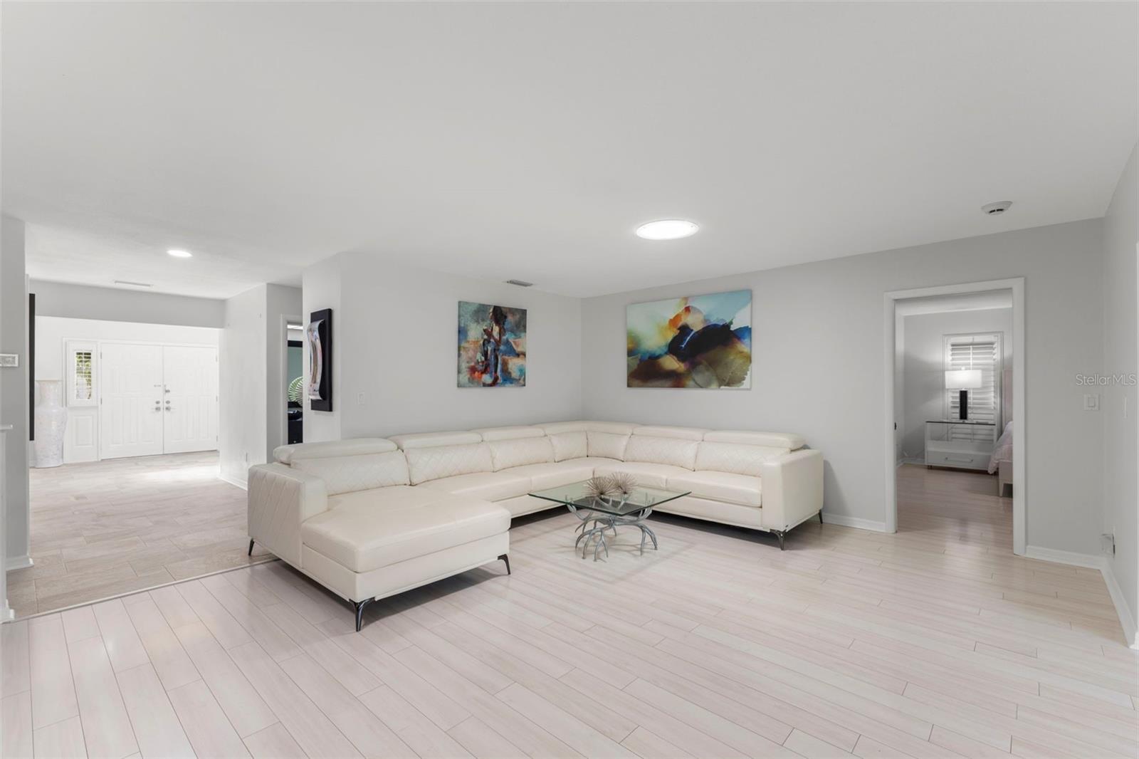 2836 QUAIL HOLLOW ROAD W