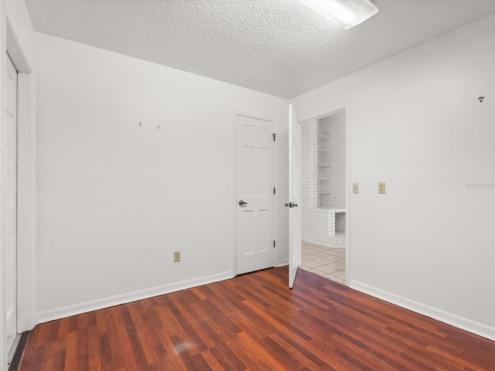 VICTORIA PARK - Residential