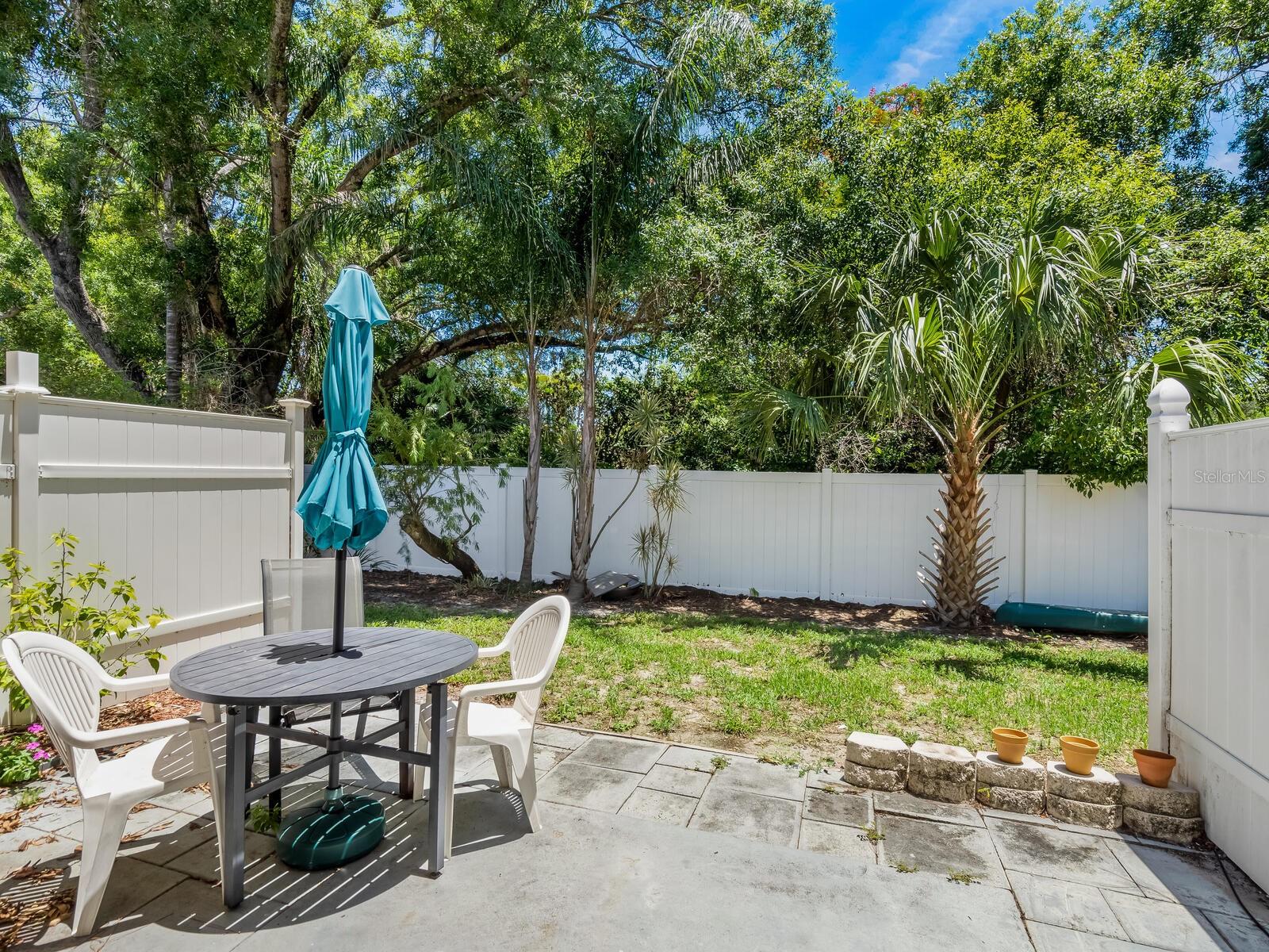 SUMMER LAKES - Residential Lease