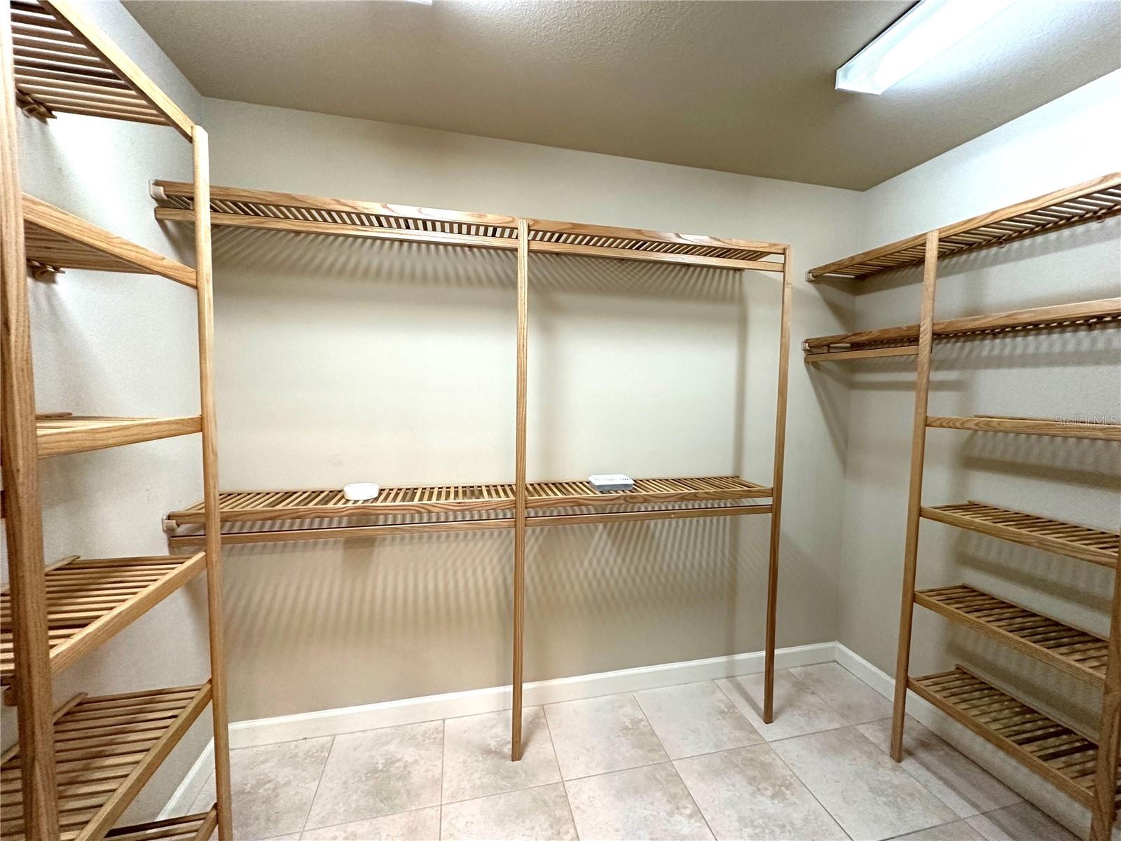 VIZCAYA HEIGHTS CONDO 8 - Residential Lease