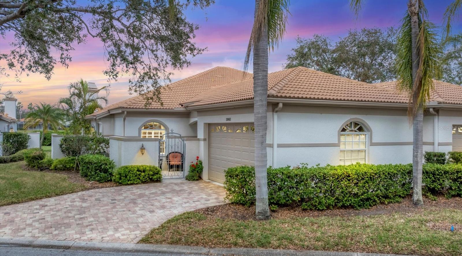 3982 CHATSWORTH GREENE 37