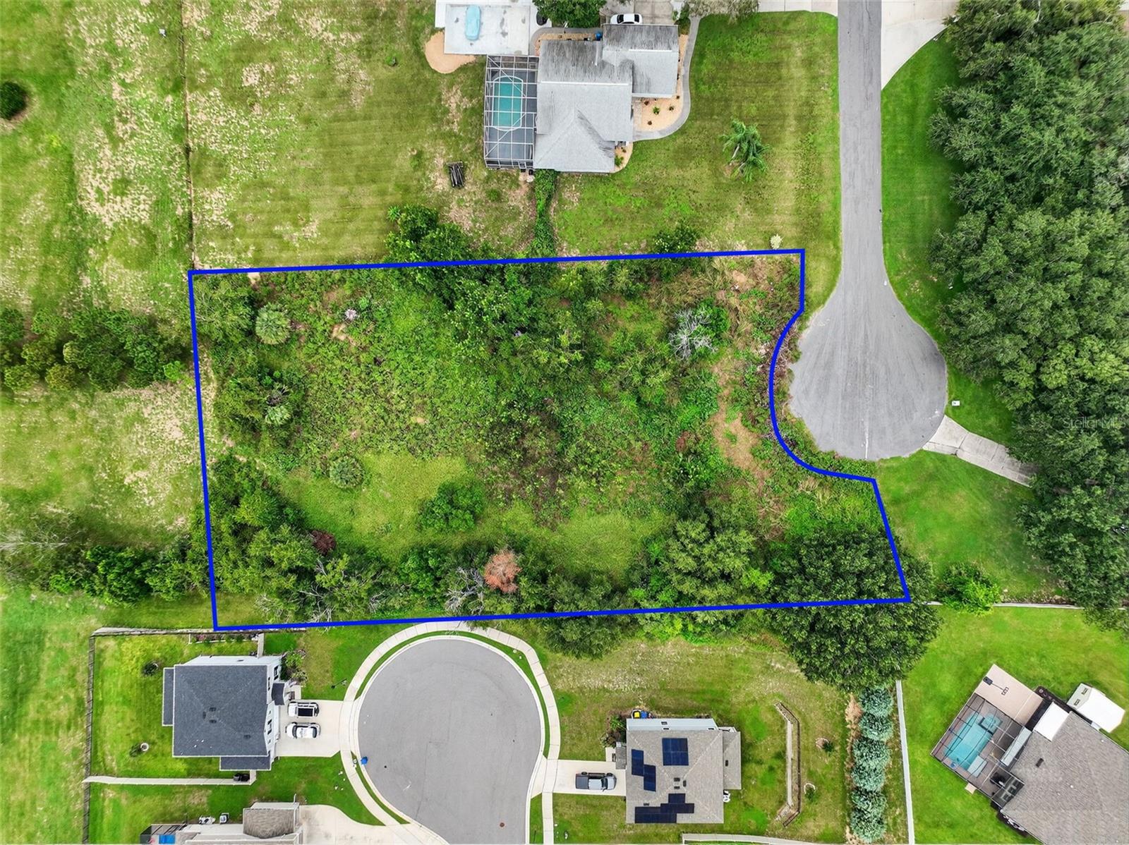 Discover your next venture in Clermont, Florida! This exceptional vacant land parcel is located in the desirable Apshawa Acres community, offering a prime opportunity to build the home you've always envisioned. Spanning over one acre, this lot is situated at the end of a cul-de-sac, providing privacy and a serene setting. The property is confirmed high and dry and is ready for development. Apshawa Acres is a non-HOA community, providing you with the freedom to design and build without restrictive covenants. This property offers the perfect balance of peaceful living and convenient access to local amenities. Enjoy the natural surroundings while being just a short drive from Clermont's downtown area, known for its shopping, dining, and recreational opportunities. Seize this unique chance to own a spacious, buildable lot in a highly sought-after community with no HOA. Start planning your new life today!