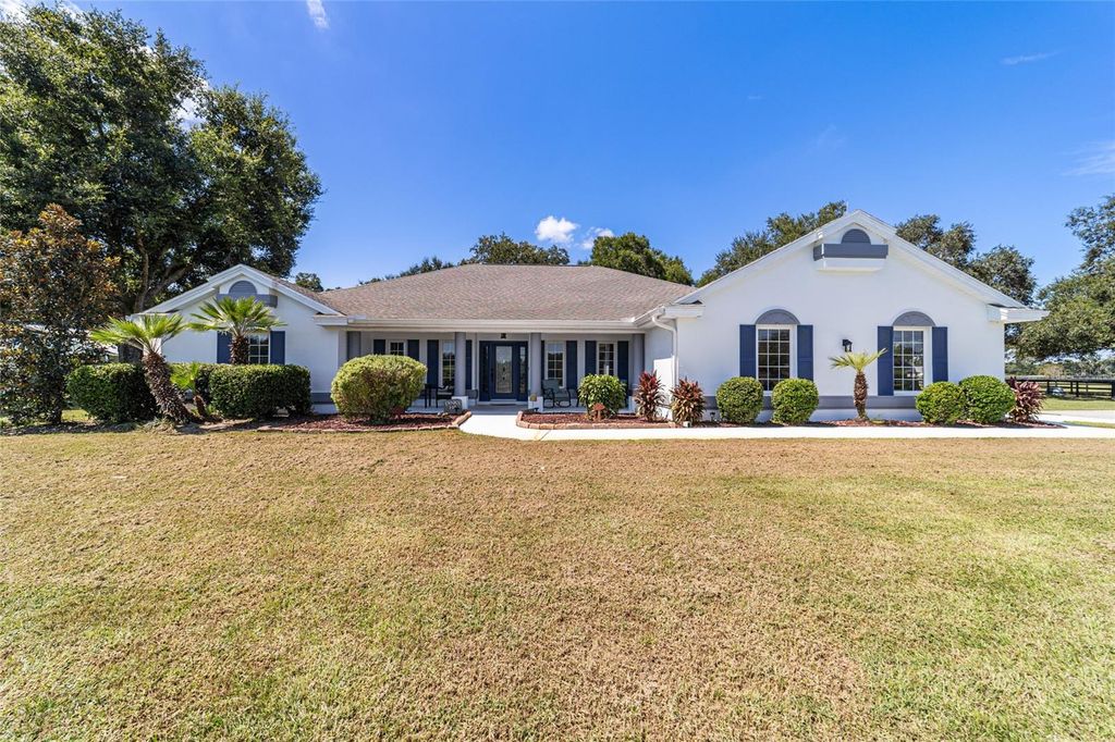 Photo of 16050 NW 10th Circle, Citra, FL 32113 (MLS # OM711896)