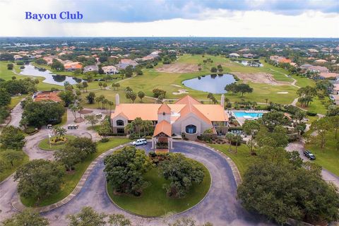 A home in SEMINOLE