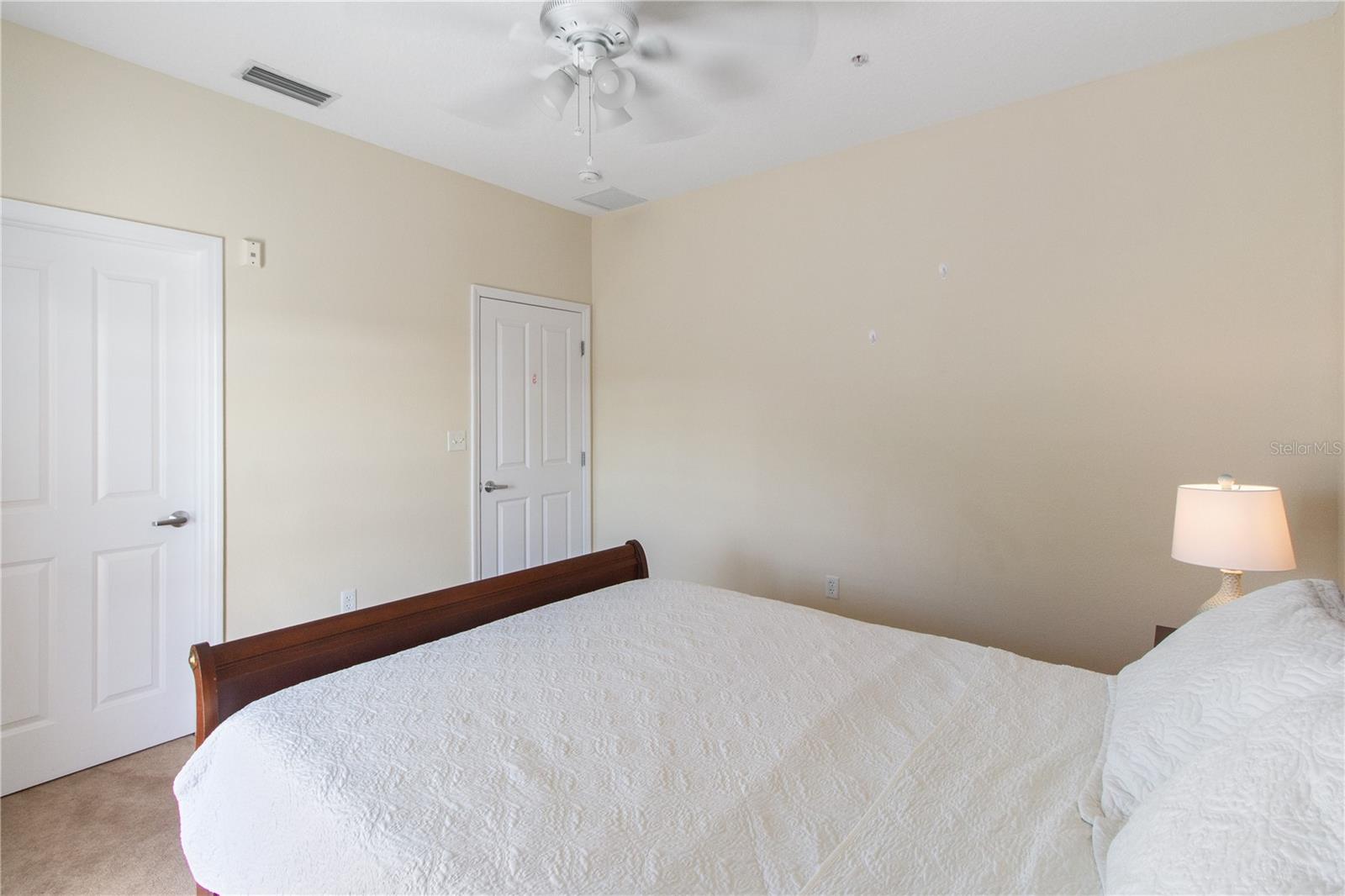 OLDSMAR GALLERIA CONDO - Residential Lease