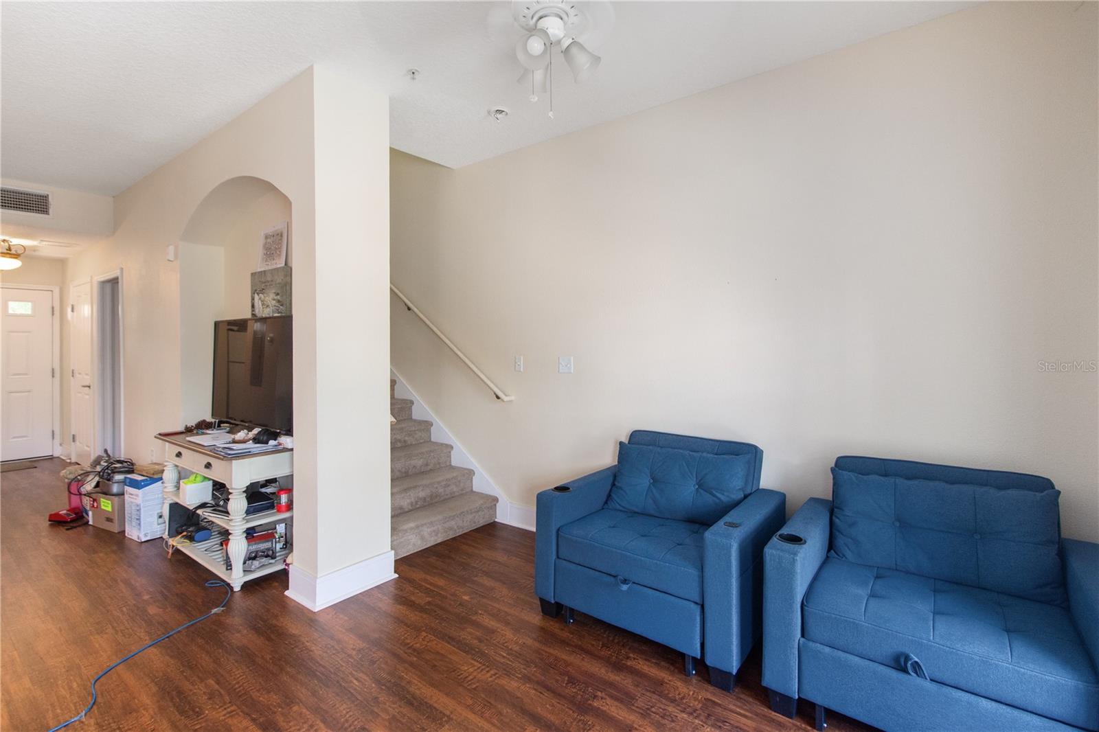 OLDSMAR GALLERIA CONDO - Residential Lease