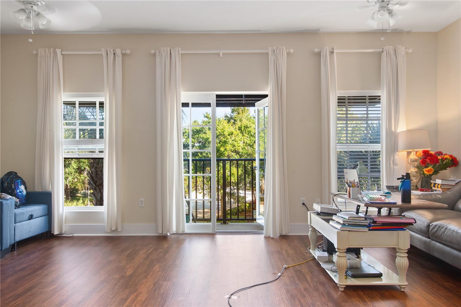 OLDSMAR GALLERIA CONDO - Residential Lease