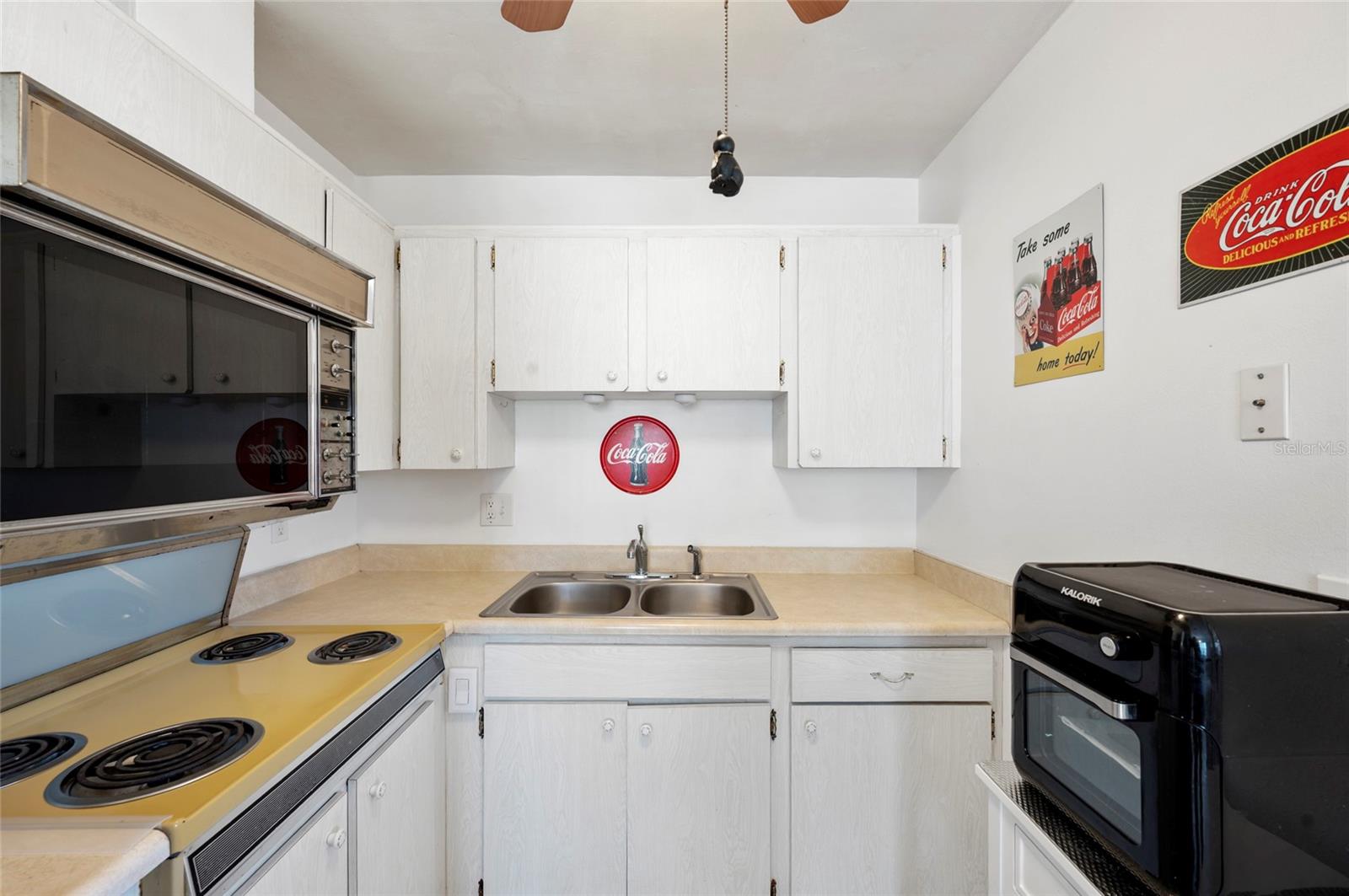 DEL WEBBS SUN CITY FLORIDA UN - Residential