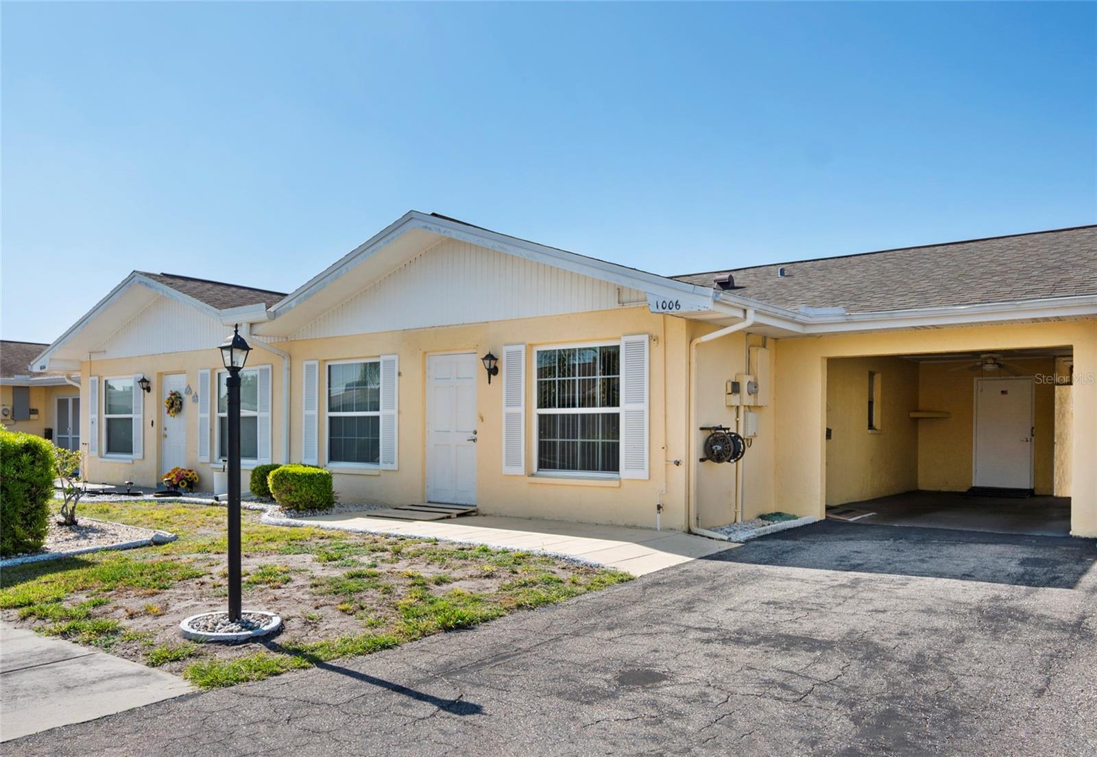 1006 BURBANK COURT