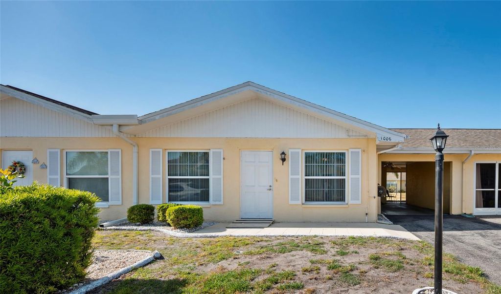 Photo of 1006 Burbank Court, Sun City Center, FL 33573 (MLS # TB8502194)