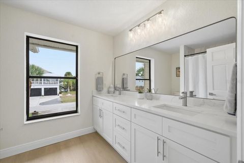 Tiny photo for 1821 NW 20th Avenue, Crystal River, FL 34428 (MLS # W7881401)