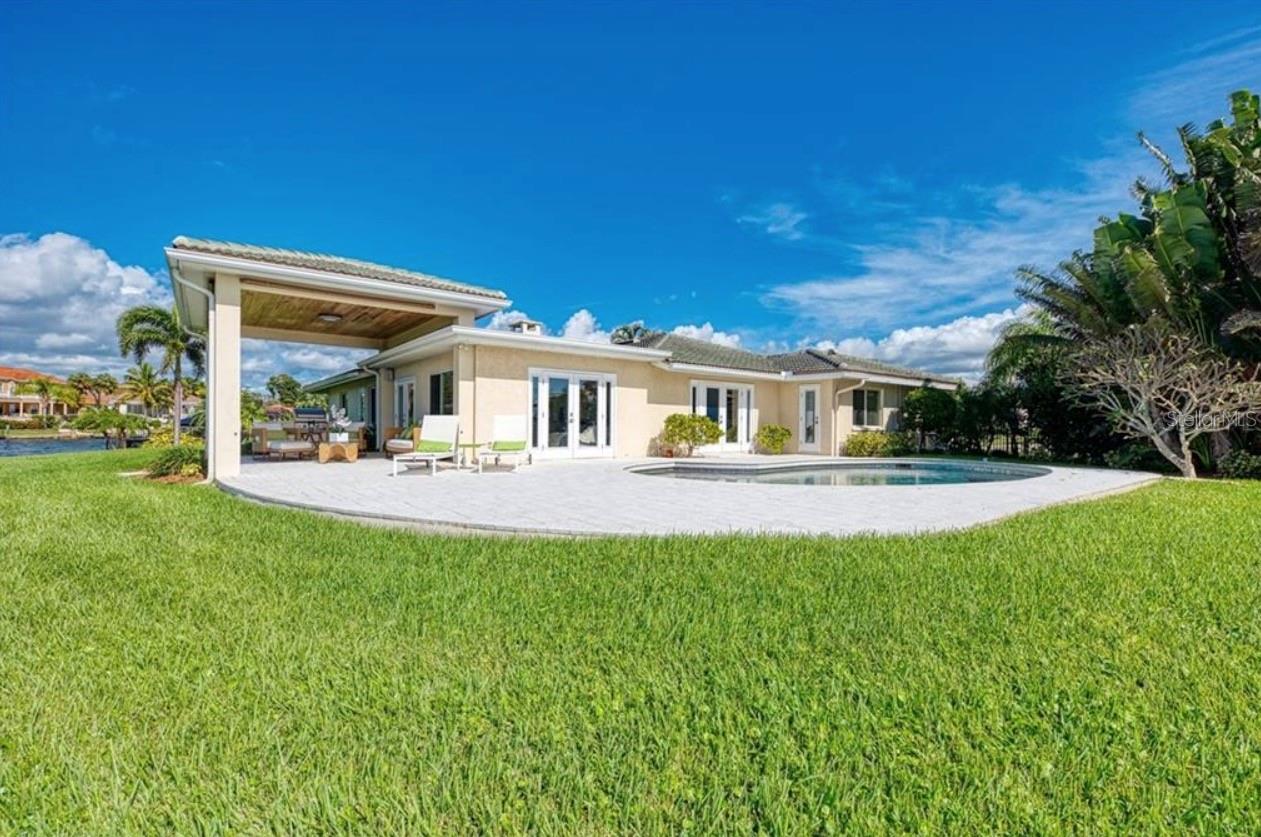 SOUTHPOINTE SHORES - Residential Lease