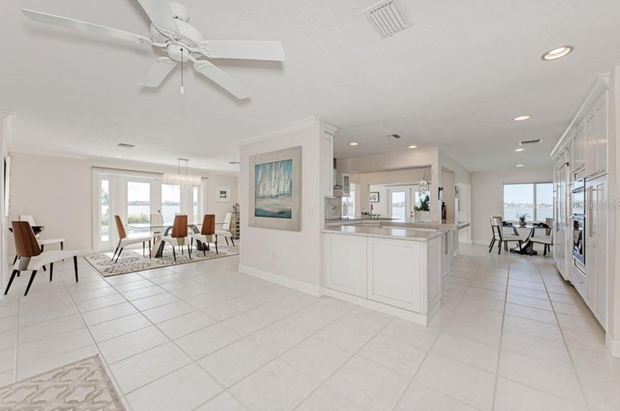 SOUTHPOINTE SHORES - Residential Lease