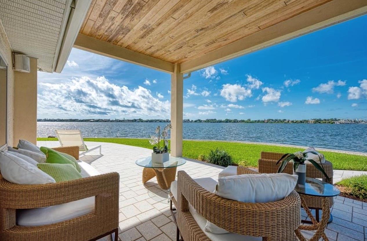 SOUTHPOINTE SHORES - Residential Lease