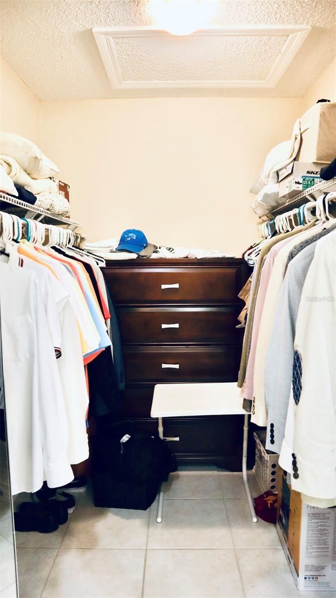 KINGSMERE - Residential