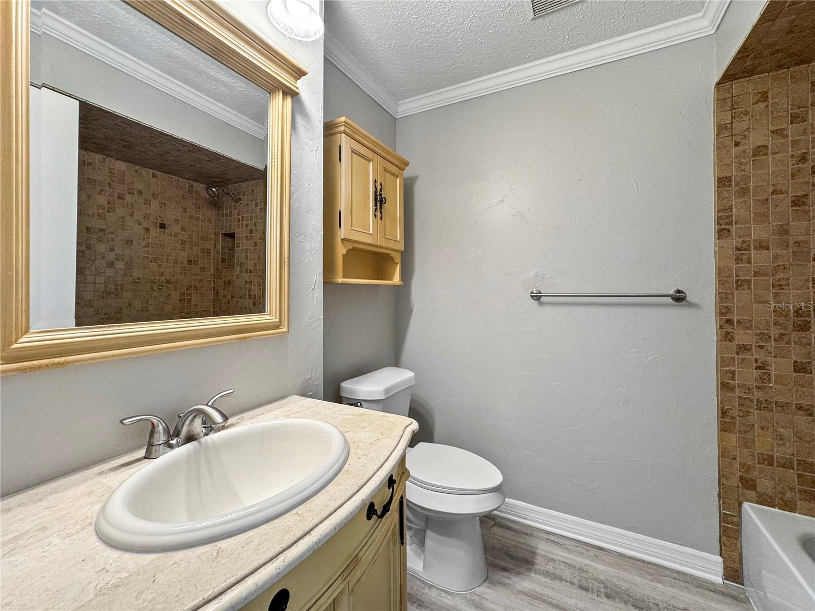 LAKE PADGETT ESTATES EAST - Residential Lease