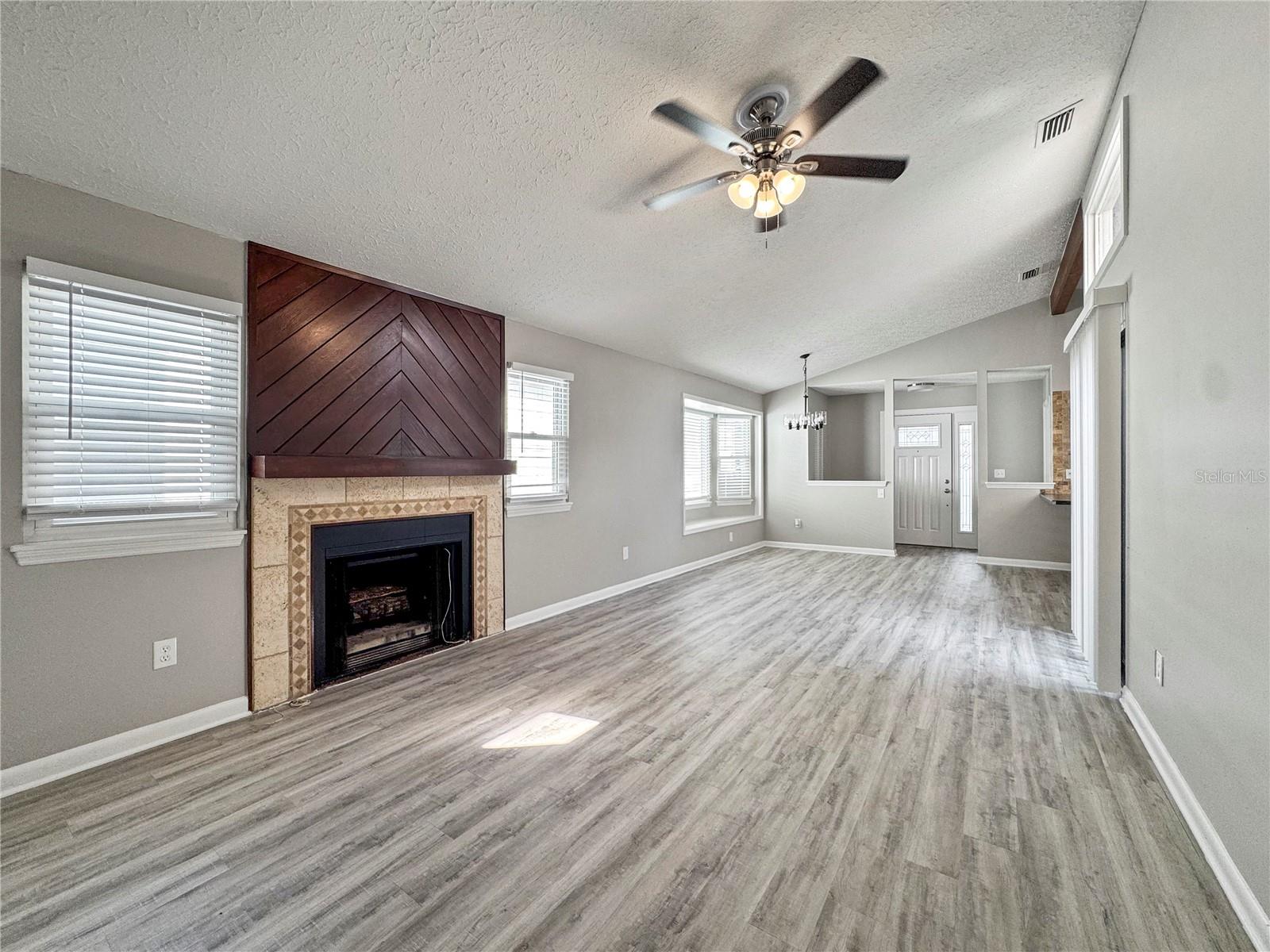 LAKE PADGETT ESTATES EAST - Residential Lease