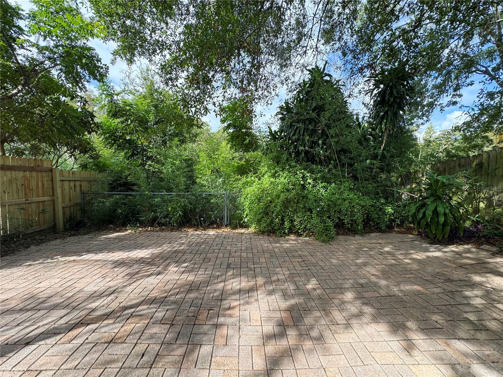 LAKE PADGETT ESTATES EAST - Residential Lease