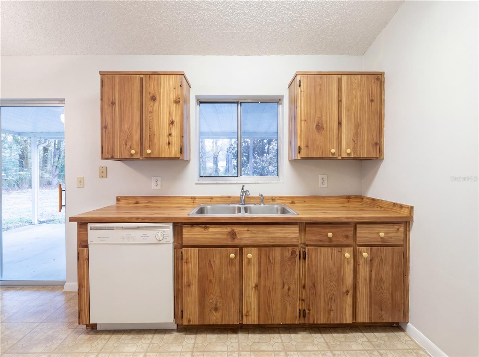 DELTONA LAKES UN 32 - Residential