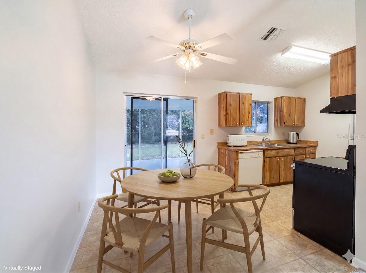 DELTONA LAKES UN 32 - Residential