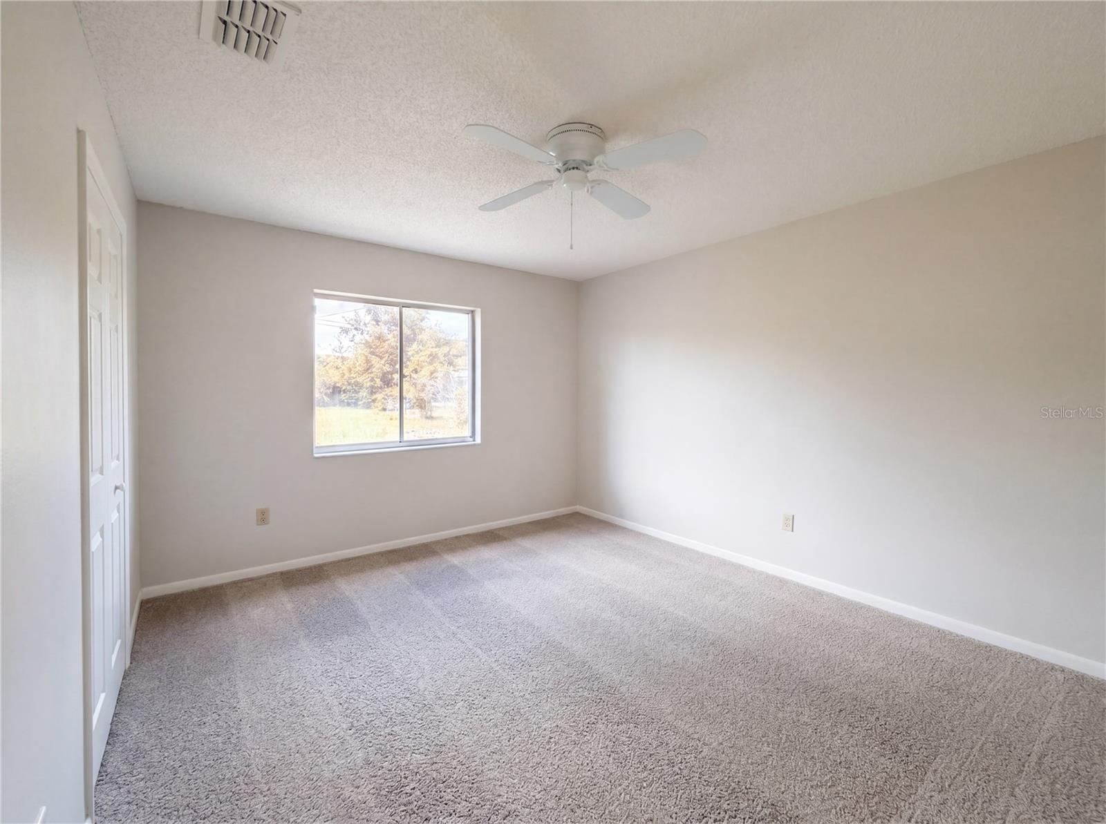 DELTONA LAKES UN 32 - Residential