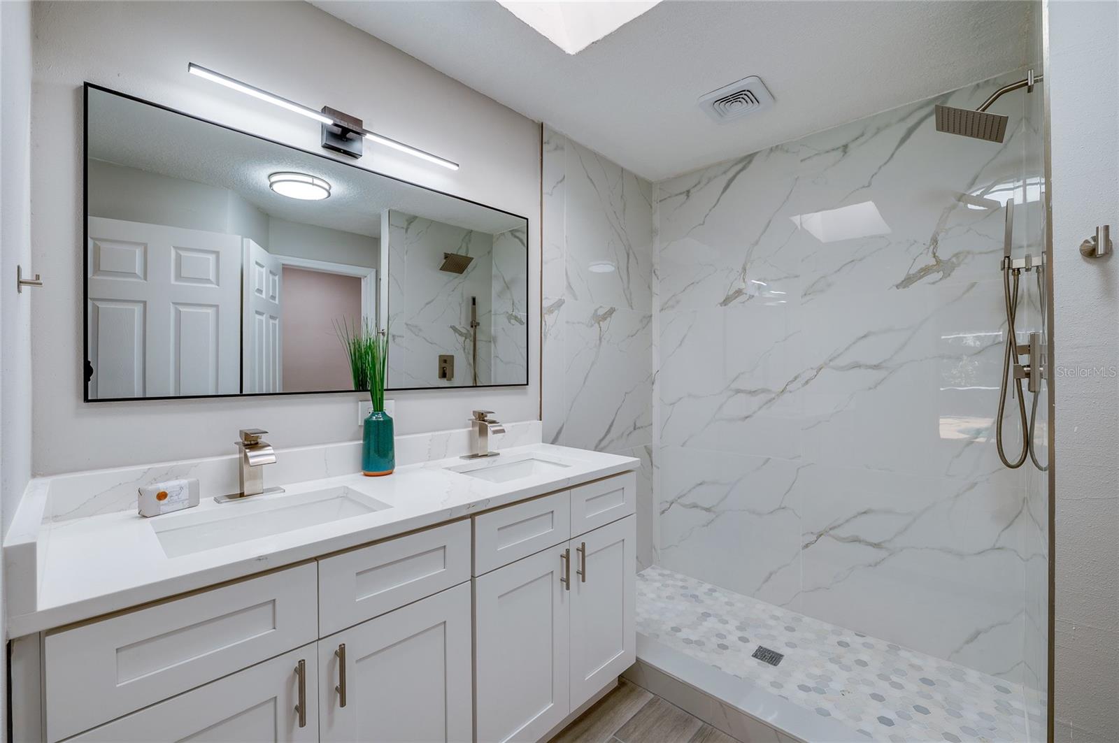 TOMOKA OAKS COUNTRY CLUB ESTATES - Residential