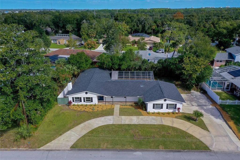 Photo of 71 N St Andrews Drive, Ormond Beach, FL 32174 (MLS # V4945778)