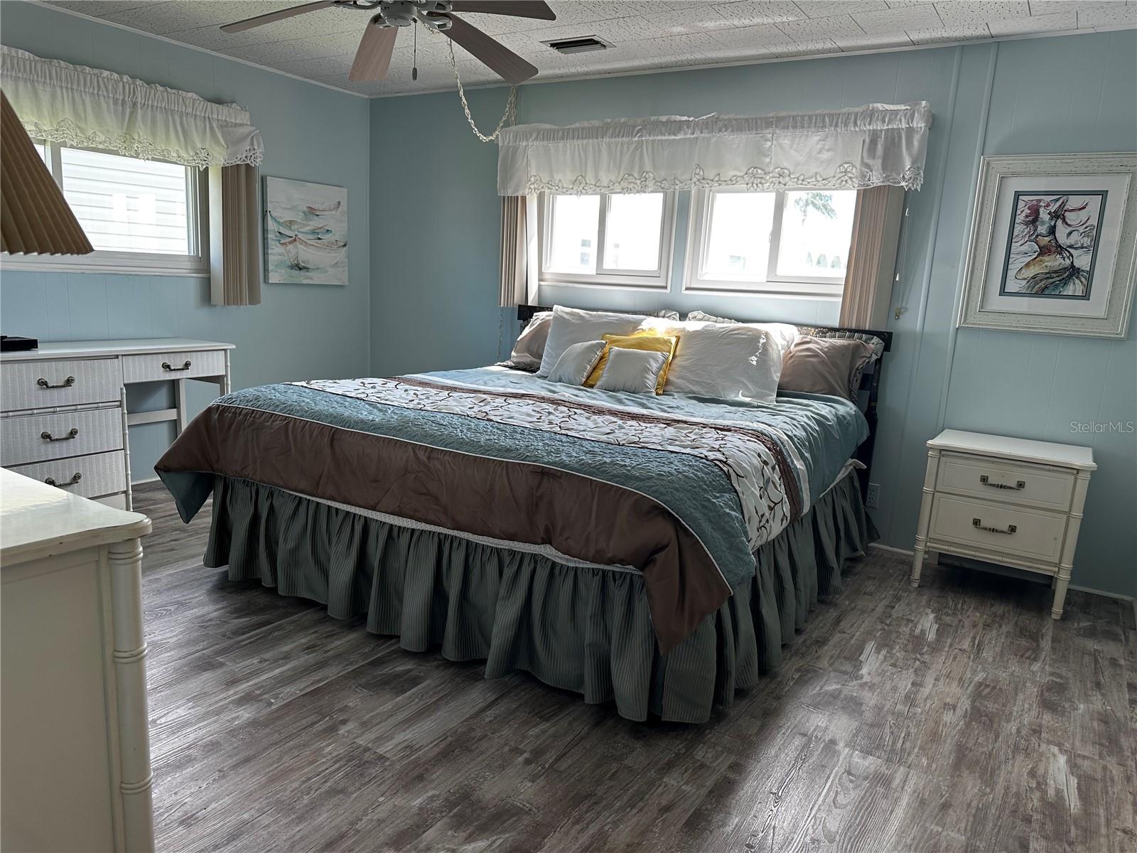 FAIRWAY VILLAGE MOBILE HOME PARK UNREC - Residential