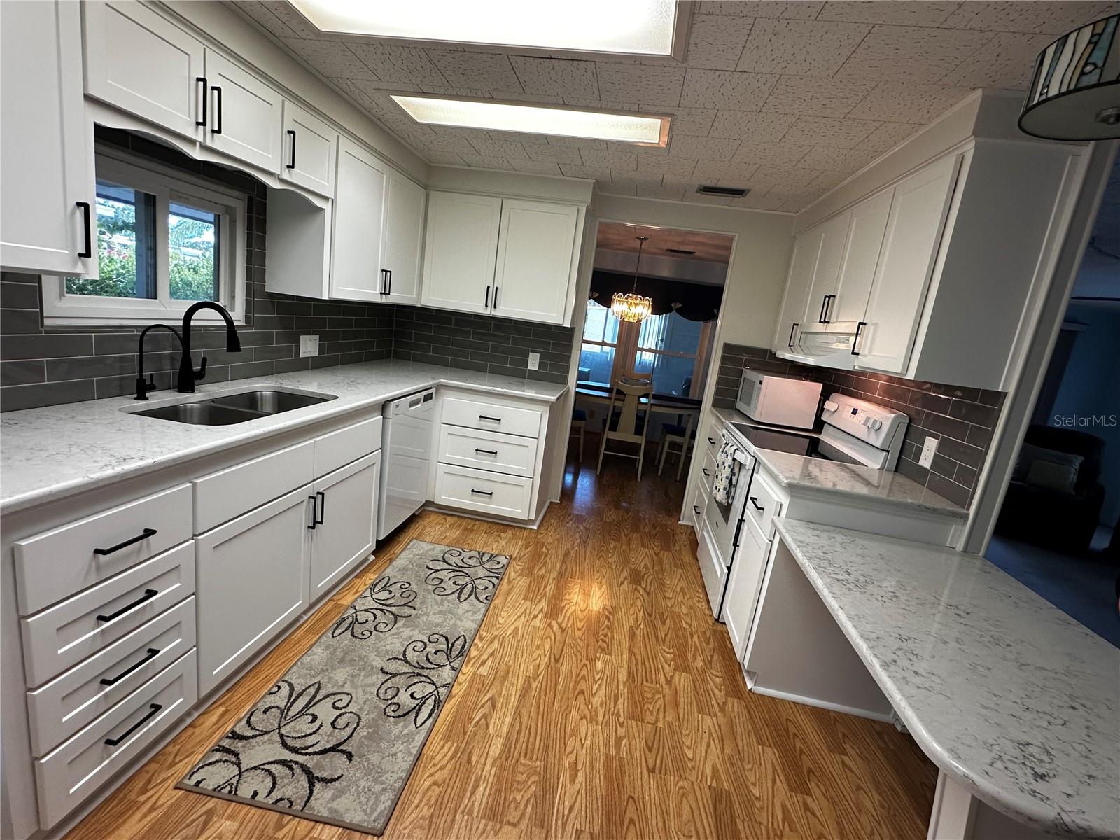 FAIRWAY VILLAGE MOBILE HOME PARK UNREC - Residential