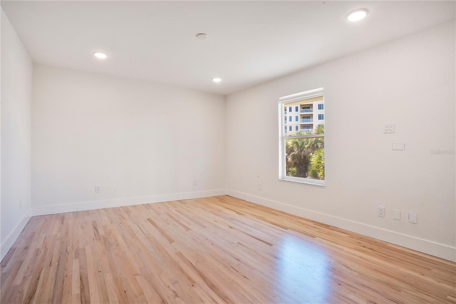 CORONADO SHORES UNIT 05 RESUB - Residential
