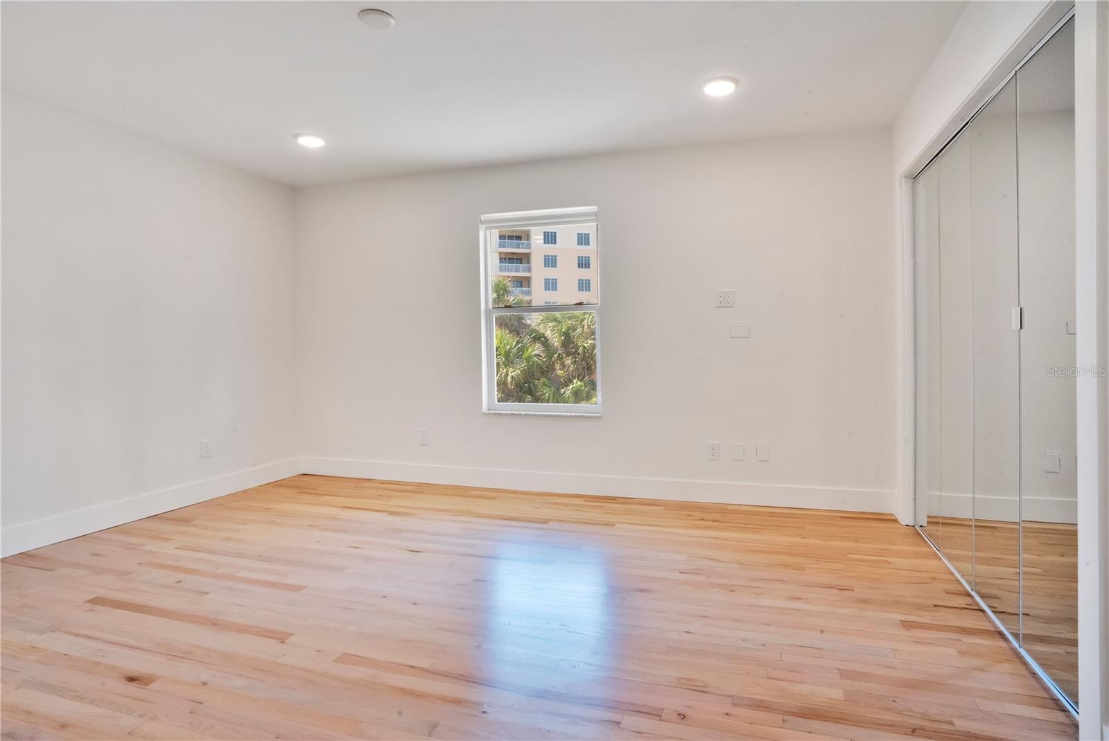 CORONADO SHORES UNIT 05 RESUB - Residential