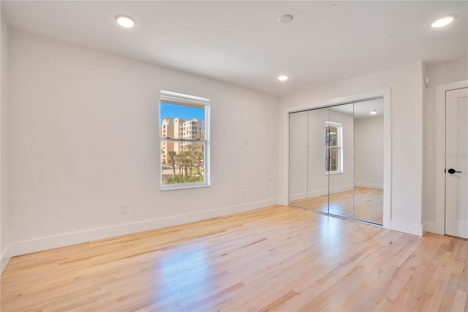 CORONADO SHORES UNIT 05 RESUB - Residential