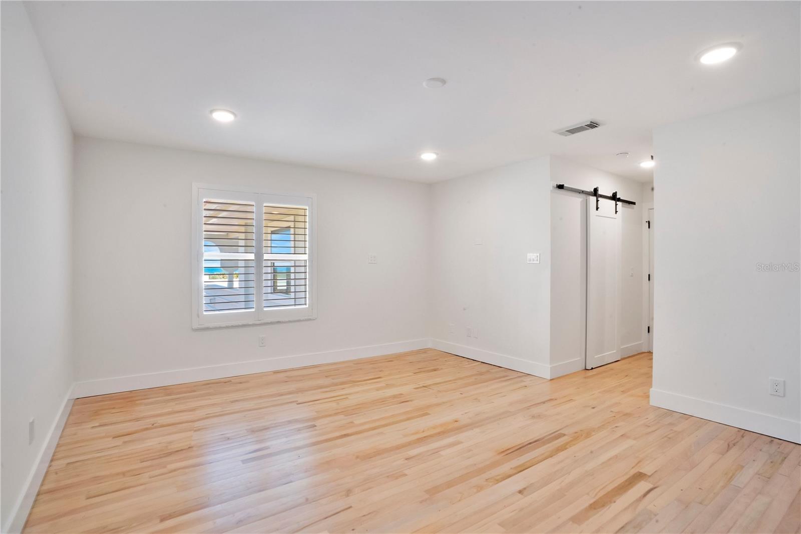 CORONADO SHORES UNIT 05 RESUB - Residential