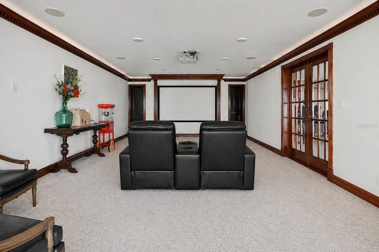 CORONADO SHORES UNIT 05 RESUB - Residential