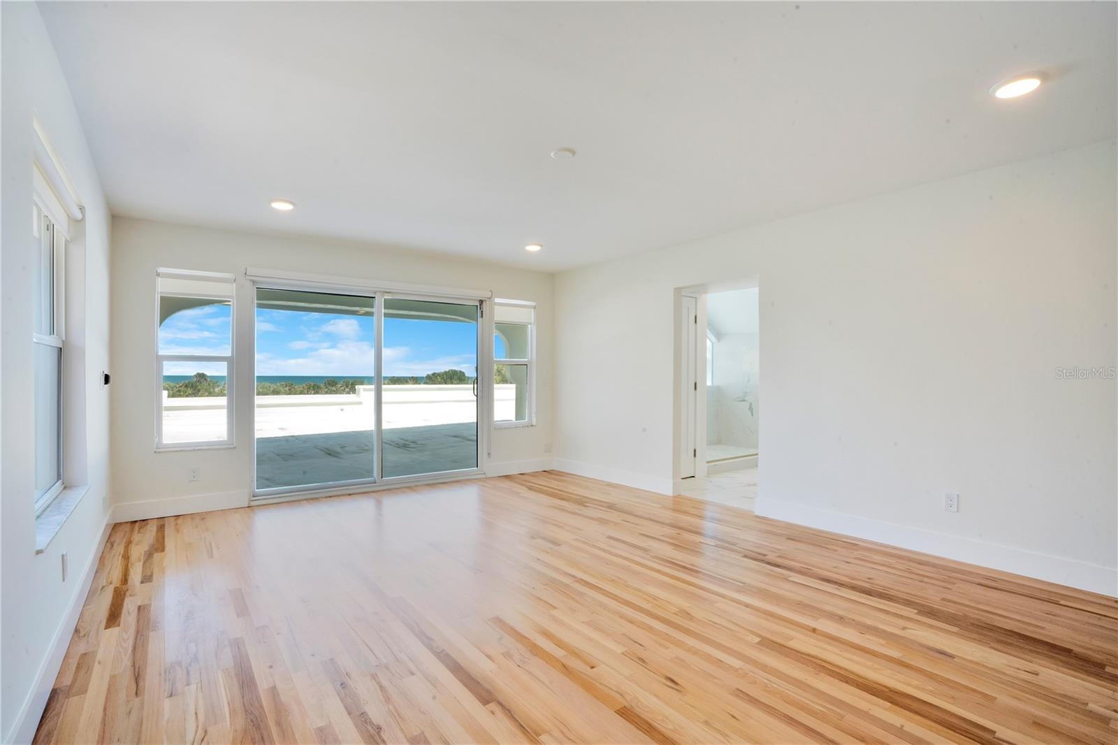 CORONADO SHORES UNIT 05 RESUB - Residential
