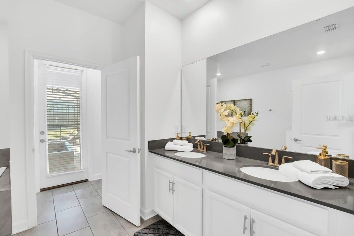 COVE AT STOREY LAKE III - Residential