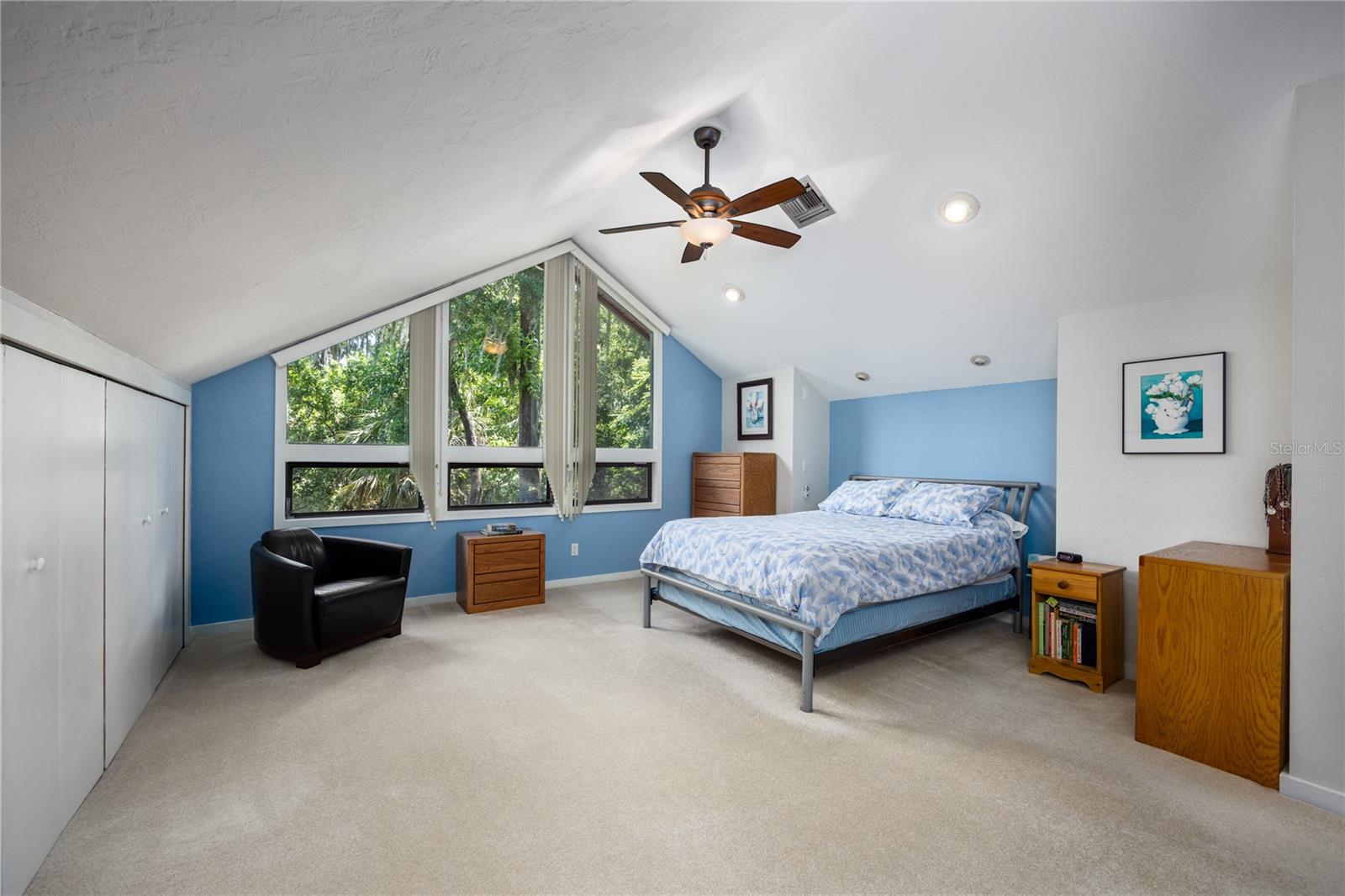 COLCLOUGH HILL - Residential