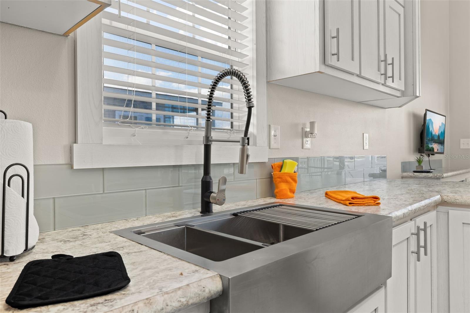 NONRESIDENTIAL CONDO - Residential