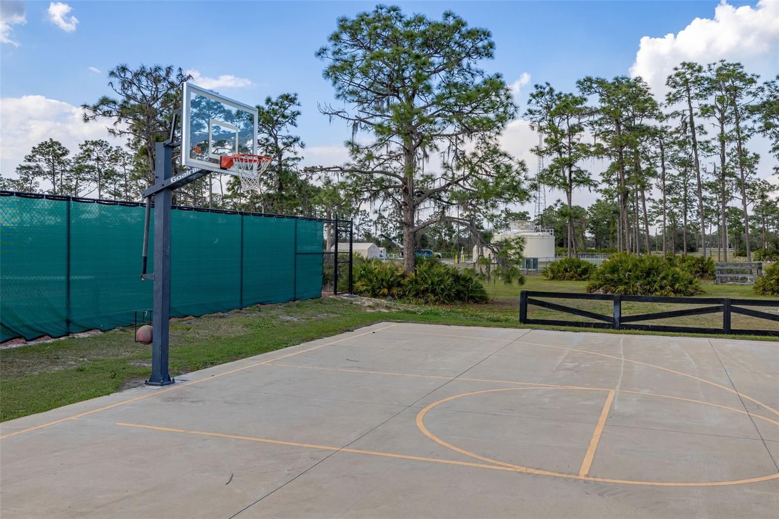 NONRESIDENTIAL CONDO - Residential