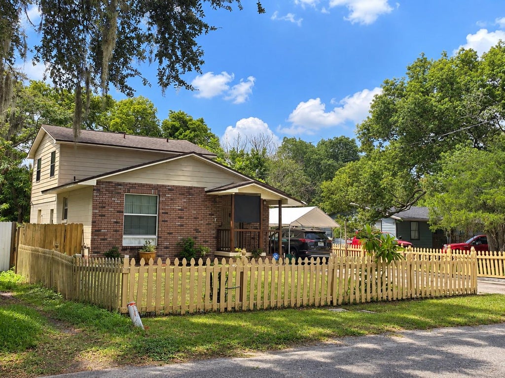 Photo of 5618 Joyce Street, Orlando, FL 32839 (MLS # O6445382)