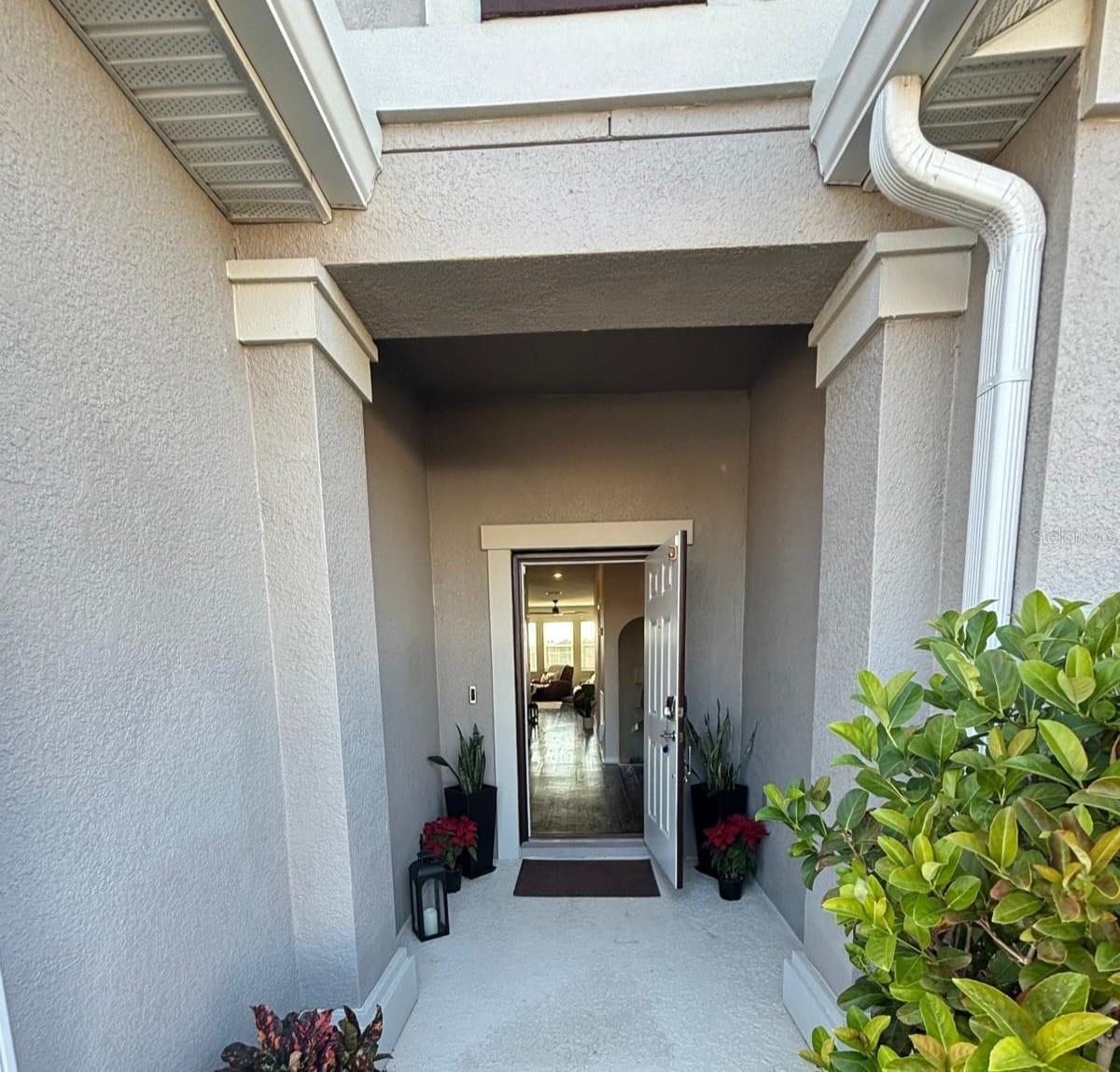 1929 HEART LAKE DRIVE