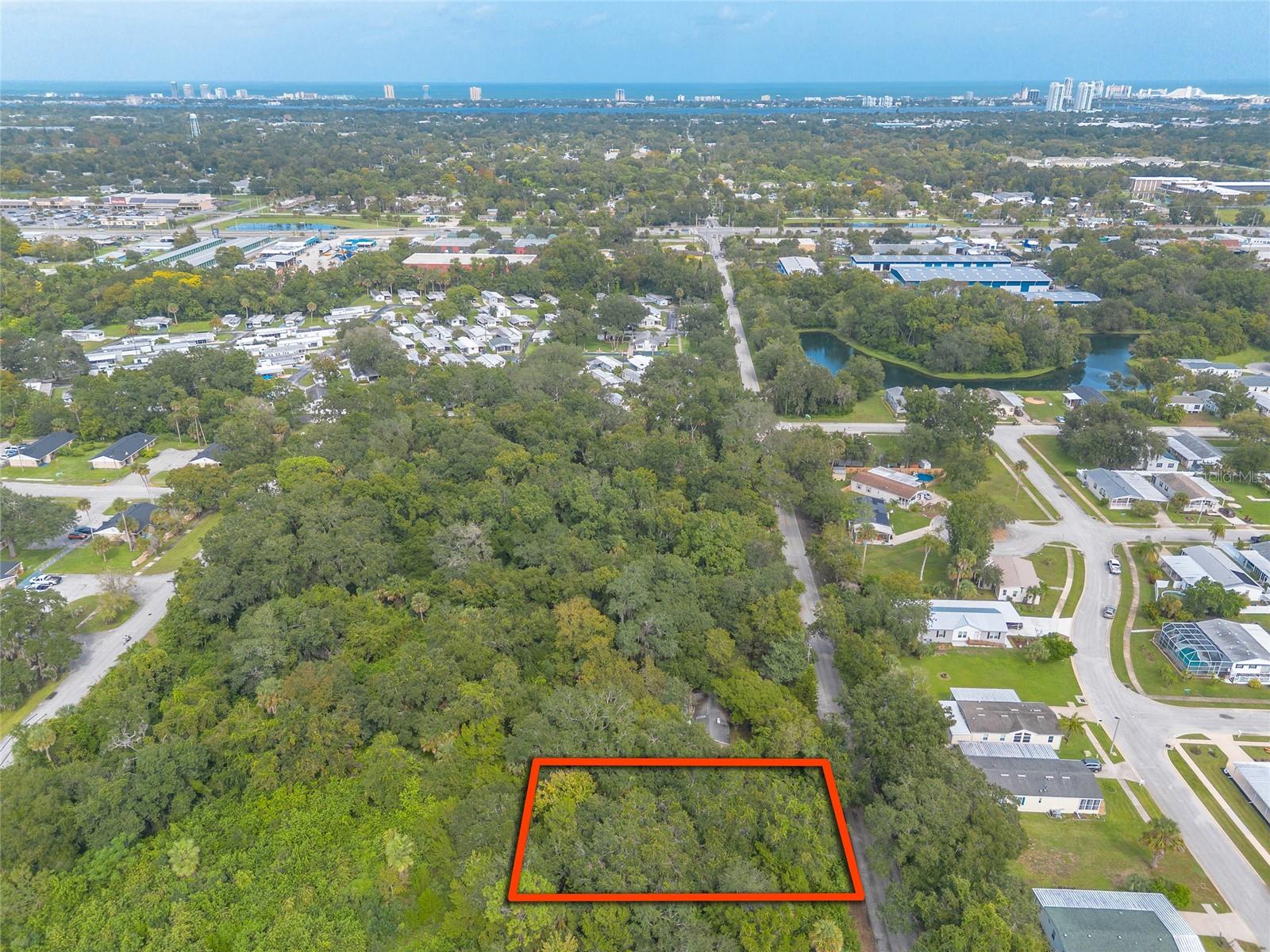 MASON & CARSWELLS HOLLY HILL - Land