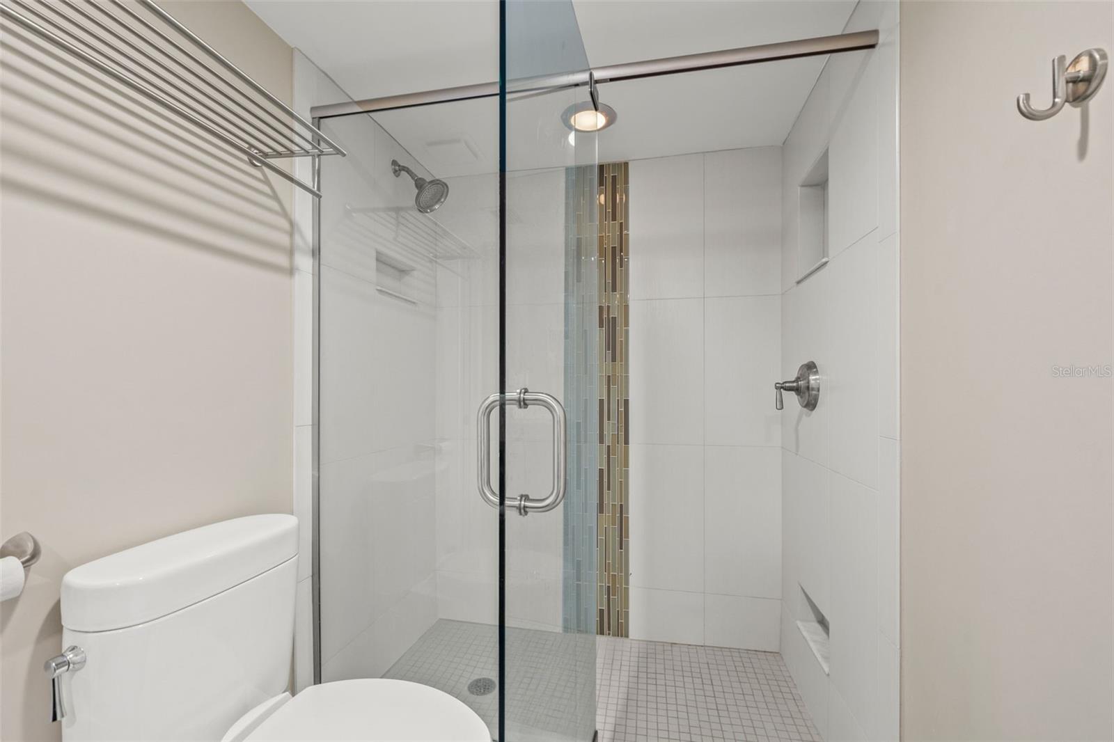 TREASURE ISLAND TENNIS & YACHT CLUB - Residential