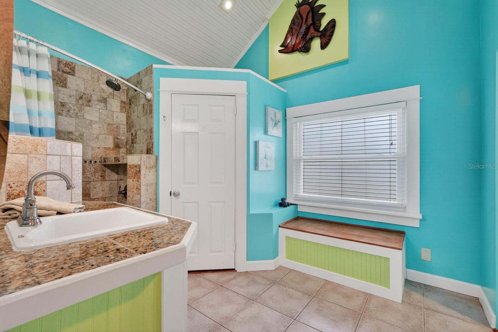 ANDREWS PROP - Residential
