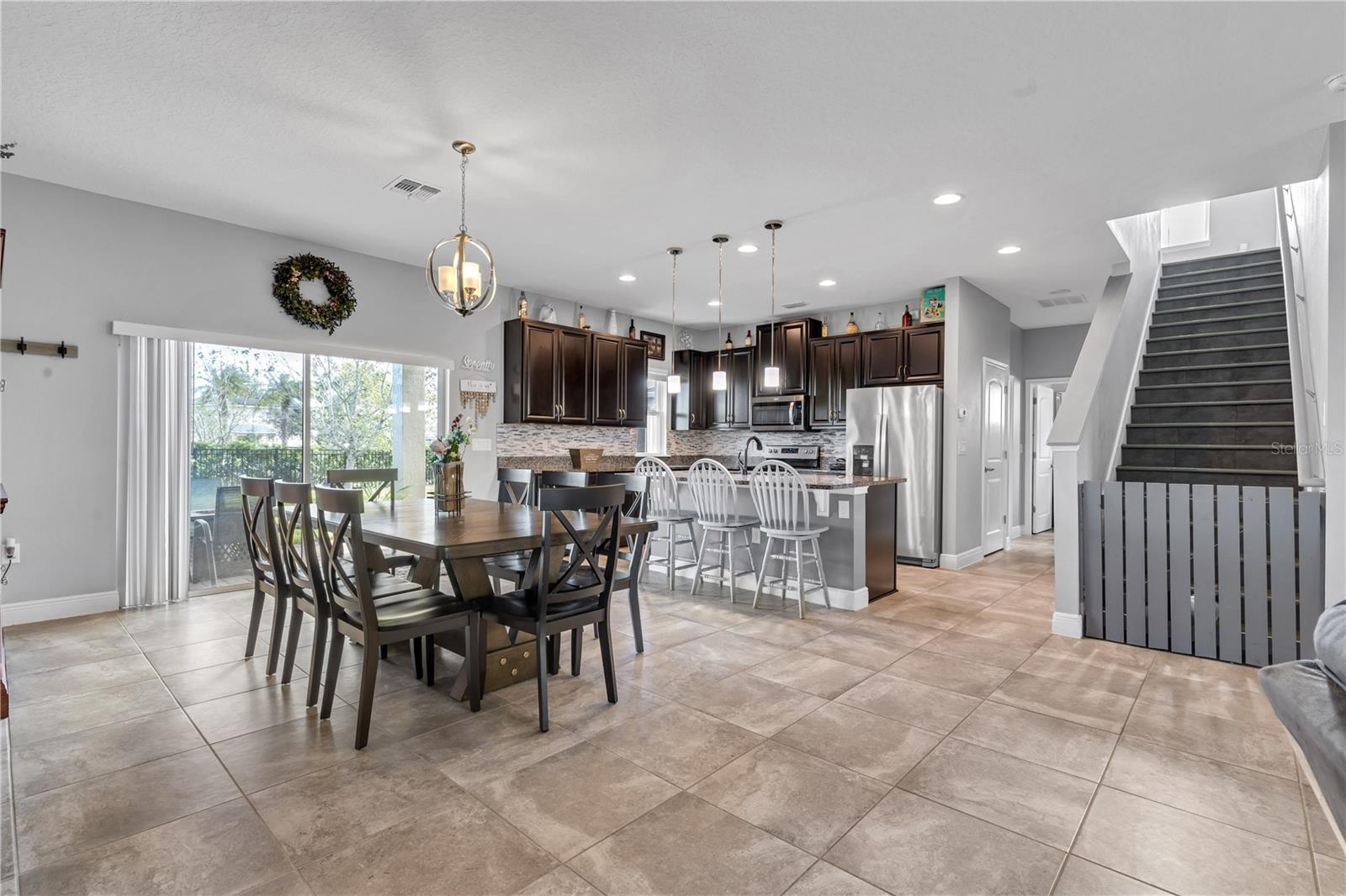 WESTPORT RESERVE - Residential